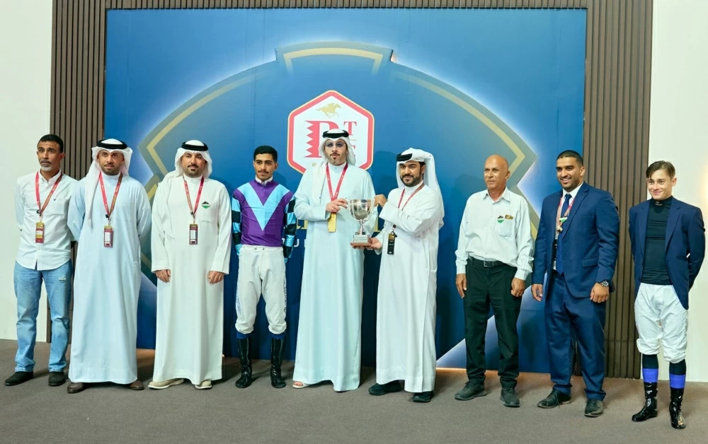 عيسى بن سلمان يشهد السباق السادس لموسم الخيل على كؤوس &laquo;ريدكس&raquo;