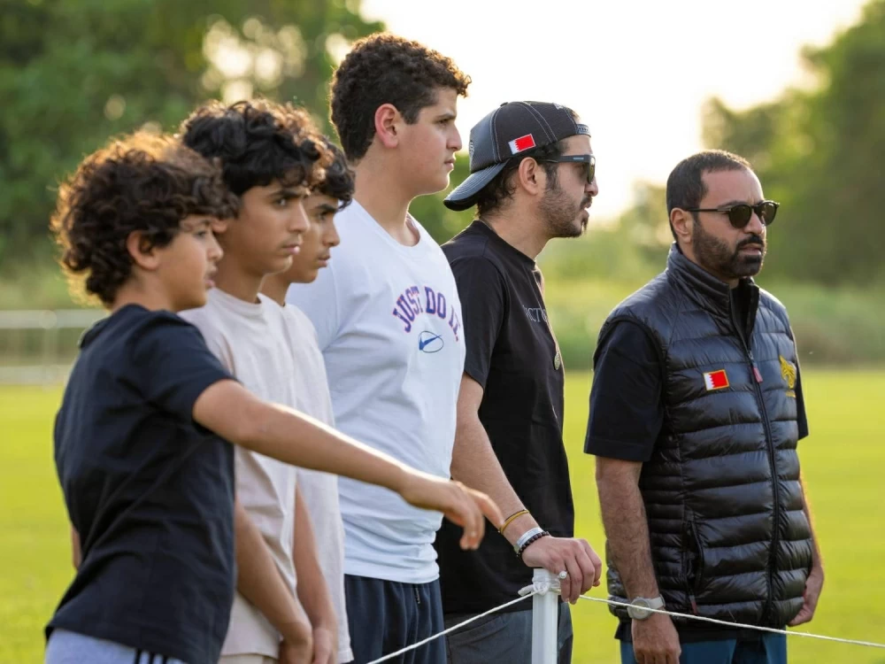 ناصر بن حمد يشهد الفحص البيطري لبطولة آسيا للفروسية في تايلاند