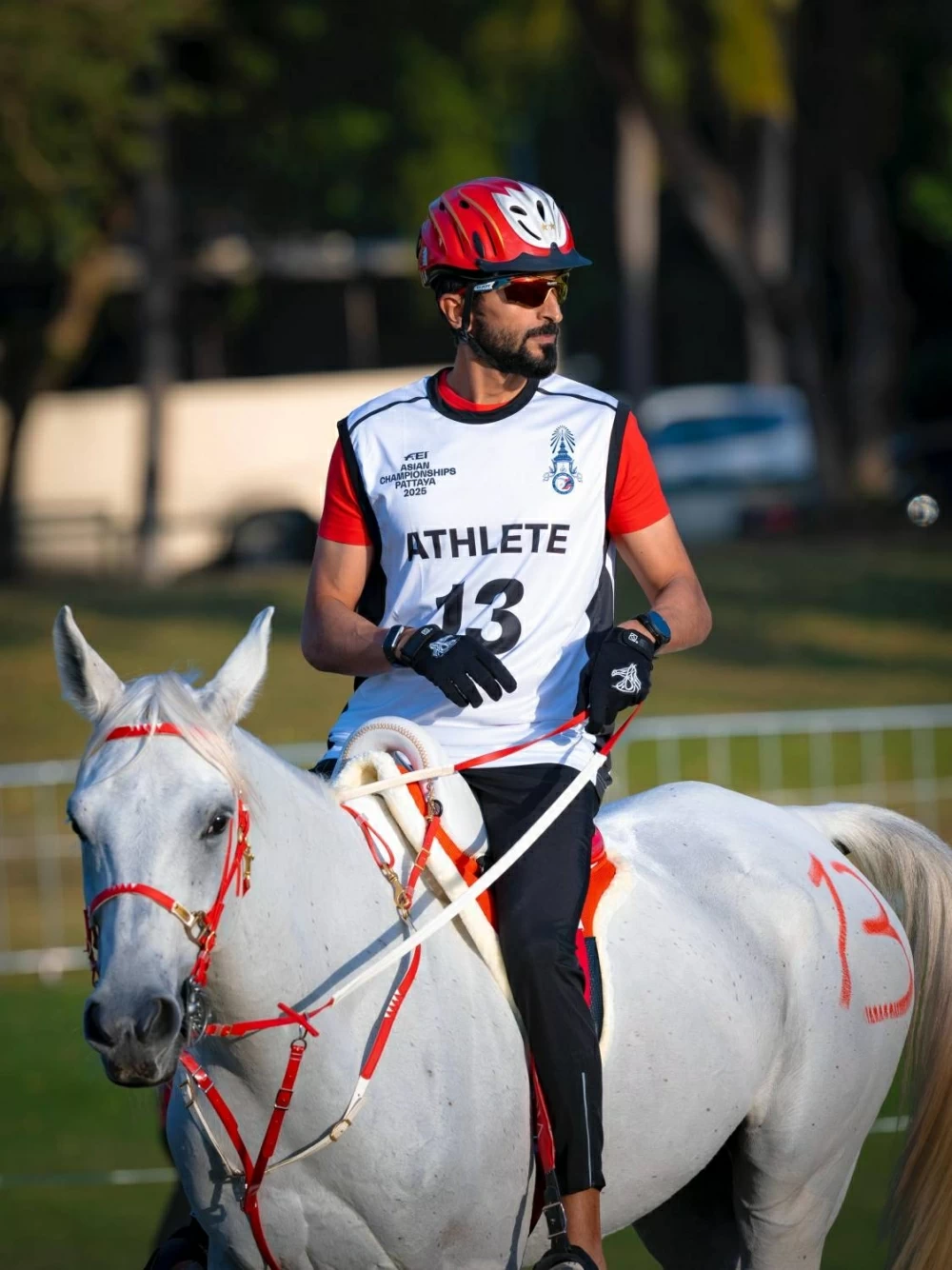 ناصر بن حمد يشهد الفحص البيطري لبطولة آسيا للفروسية في تايلاند