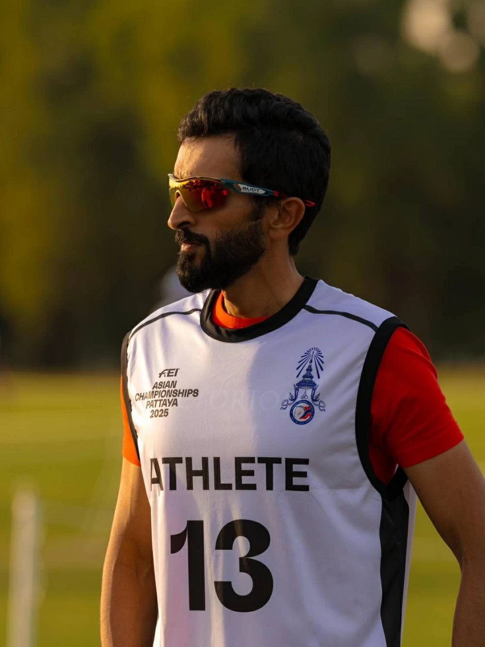 ناصر بن حمد يشهد الفحص البيطري لبطولة آسيا للفروسية في تايلاند