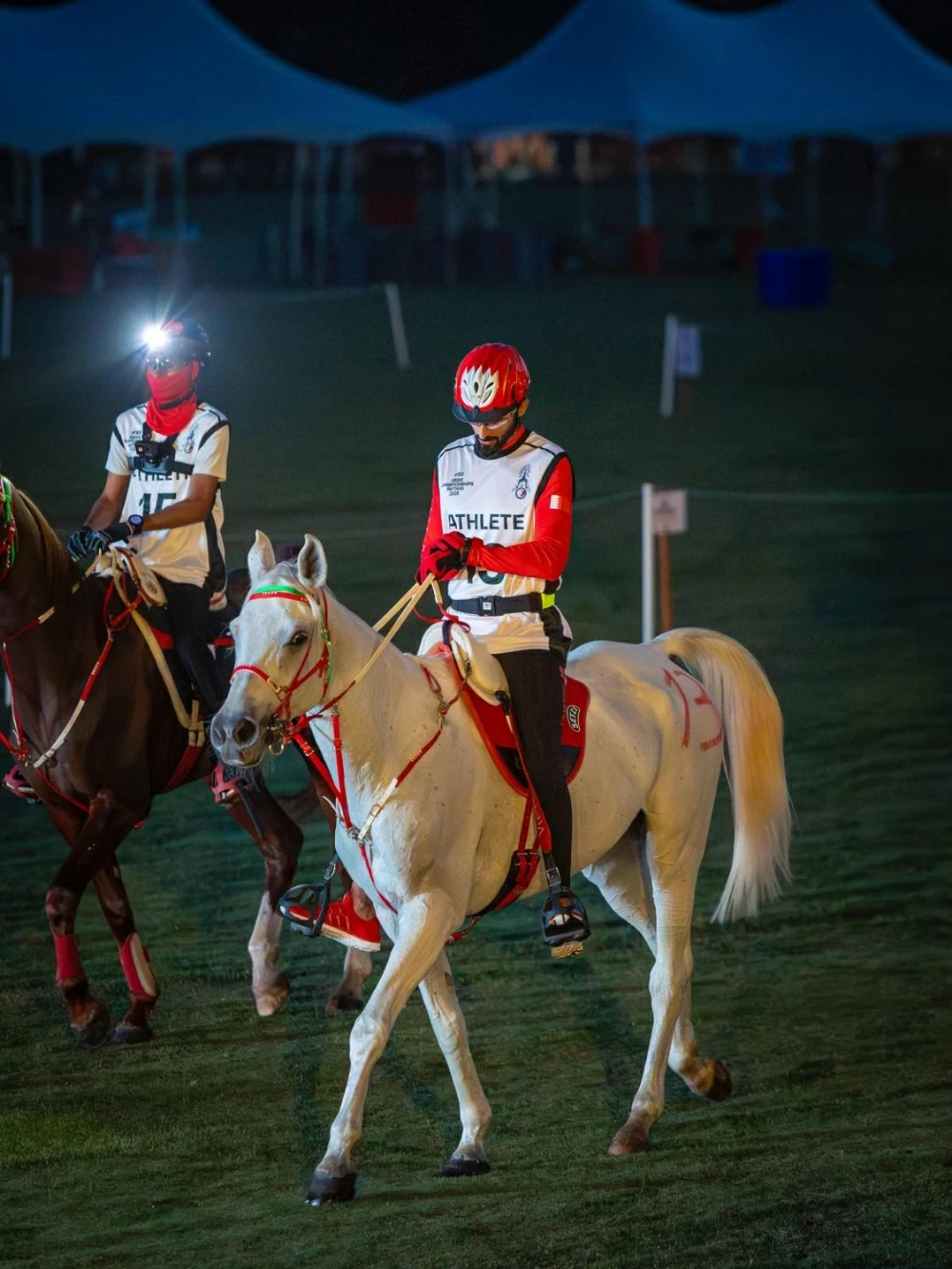 ناصر بن حمد يشارك في بطولة آسيا للفروسية