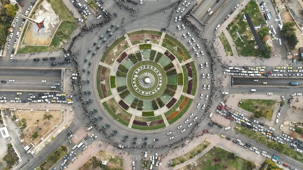 &laquo;الداخلية السورية&raquo; تستعرض أسطولها الجديد بهوية بصرية حديثة في دمشق