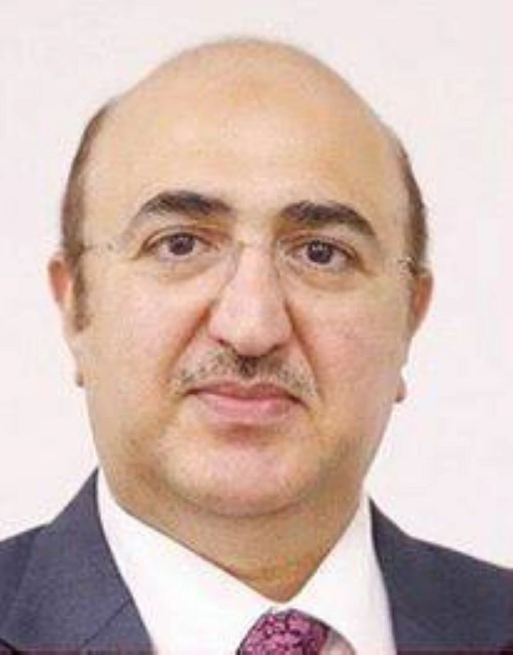 الرئيس الأمريكي يدعو إلى محاسبة العلماء الباحثين والناشطين باستغلال الطاقة الخضراء!