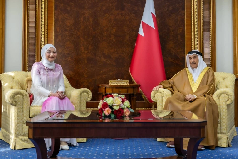 نائب رئيس مجلس الوزراء يؤكد ما تشهده علاقات البحرين وبروناي من تطور في مختلف المجالات