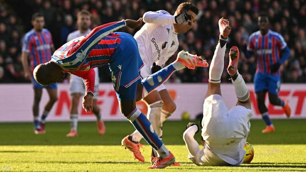 مانشستر يونايتد يلحق بكريستال بالاس أول هزيمة على أرضه منذ فبراير