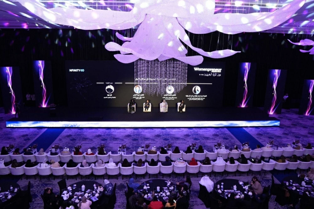 محافظ العاصمة يشهد افتتاح ملتقى &laquo;هي البحرين&raquo; احتفاءً بيوم المرأة