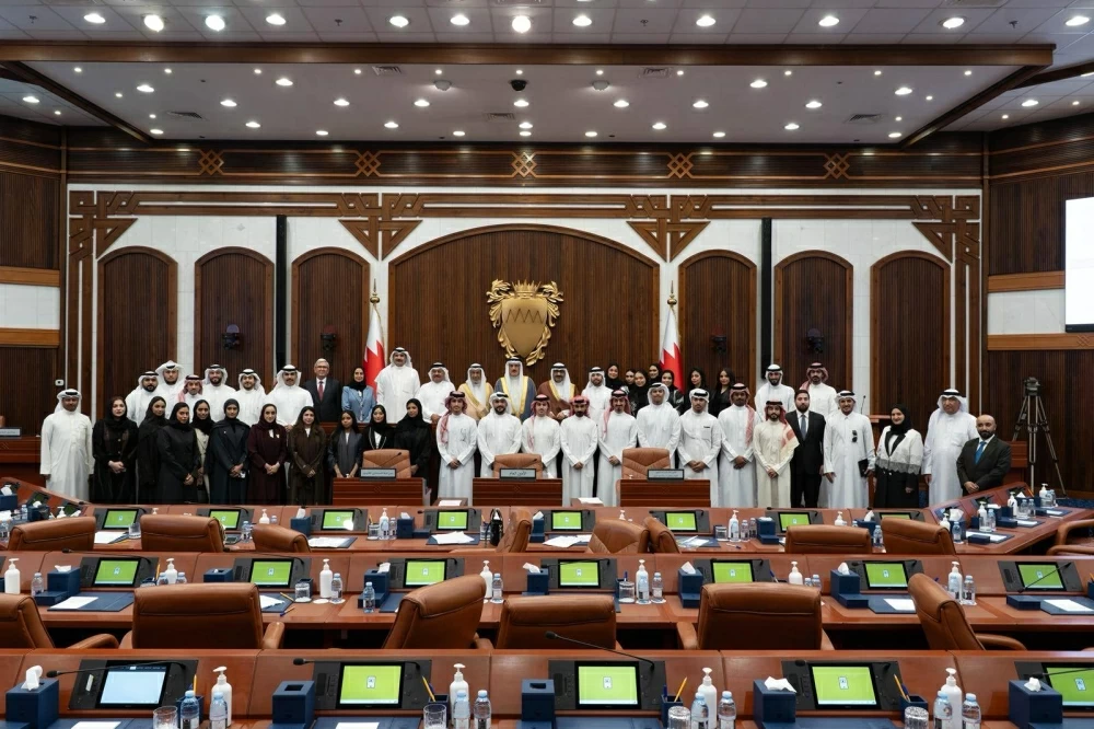 مشاركون في برنامج "جسور برلمانية أشادوا بتجربة برلمان الشباب