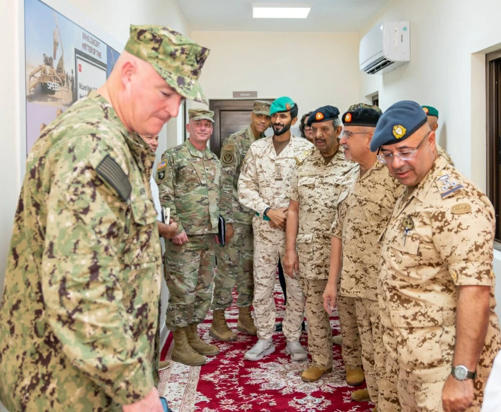 ولي العهد رئيس الوزراء يرعى افتتاح مركز القيادة المشترك في رأس البر