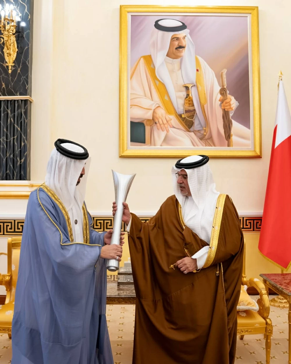 ولي العهد رئيس الوزراء يلتقي خالد بن حمد وأعضاء &laquo;تنفيذية آسيوية الشباب&raquo;