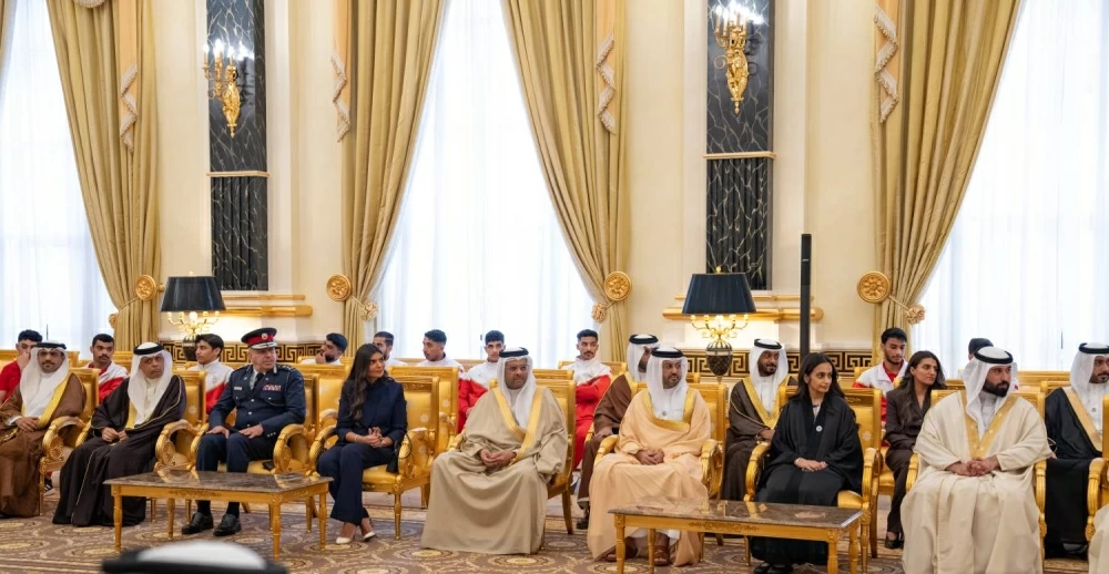 ولي العهد رئيس الوزراء يلتقي خالد بن حمد وأعضاء &laquo;تنفيذية آسيوية الشباب&raquo;