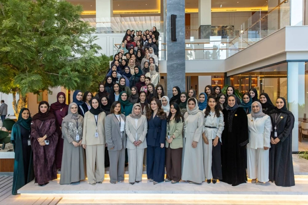 الرئيس التنفيذي للجهاز الوطني للإيرادات: المرأة البحرينية نموذج يحتذى به في التميز والإبداع والابتكار