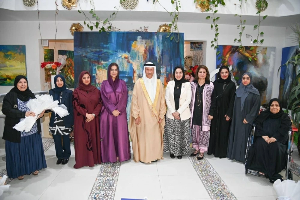 محافظ الشمالية يؤكد مواصلة دعم المرأة لتعزيز مكانتها وإبراز إسهاماتها