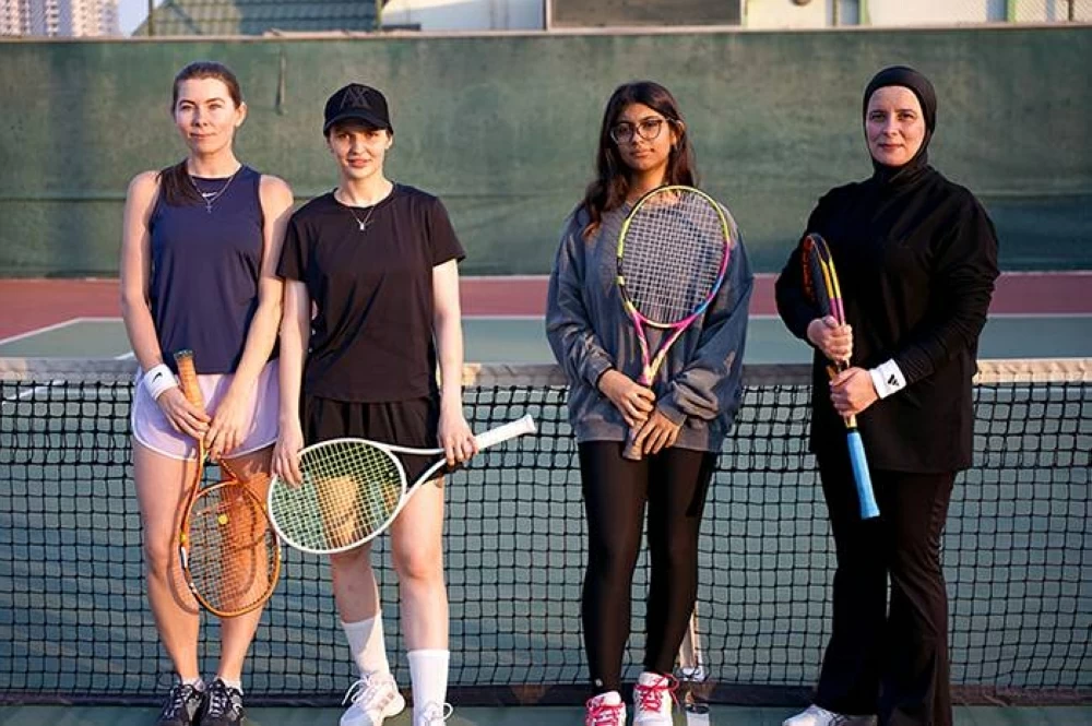نسائية التنس تقيم البطولة الثانية لزوجي للسيدات بمناسبة يوم المرأة البحرينية