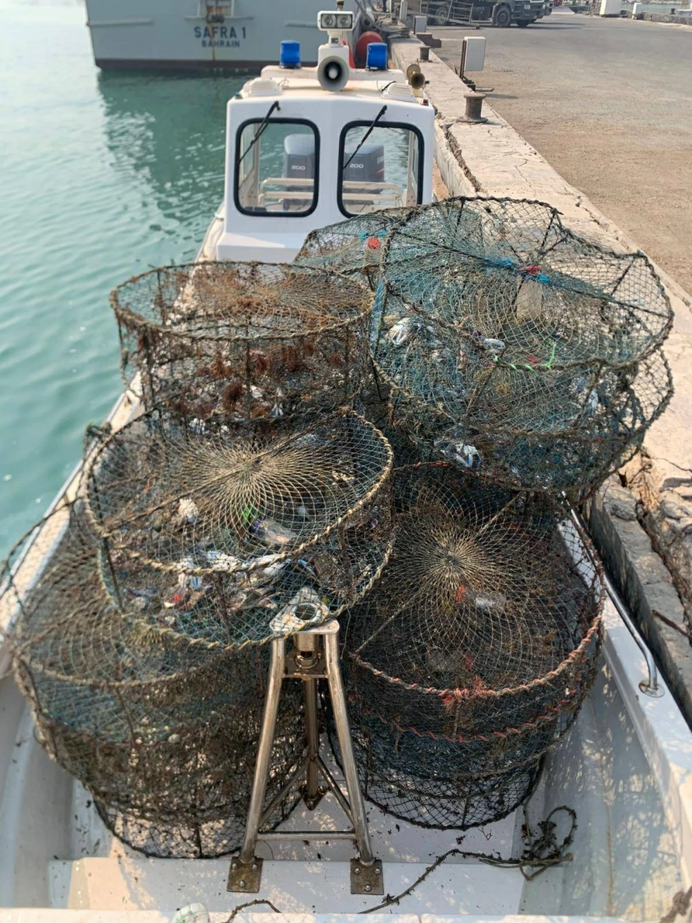 خفر السواحل تضبط 2485 مصيدة وشباك صيد مخالفة خلال شهري أكتوبر ونوفمبر