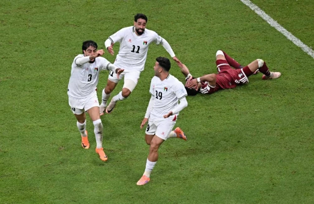 فلسطين تسجل فوزاً تاريخياً على قطر في افتتاح كأس العرب 2025