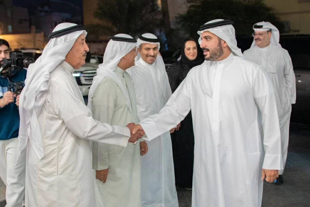 محمد بن سلمان بن حمد يشهد انطلاق مهرجان ليالي المحرق