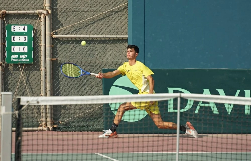 مواجهات قوية في انطلاق الأسبوع الثاني لبطولة التنس للناشئين