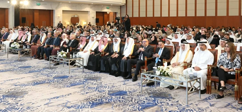 "الخليج العربي" و"اليونسكو الإقليمي" ينظمان ملتقى دوليًا لتطوير التعليم الجامعي