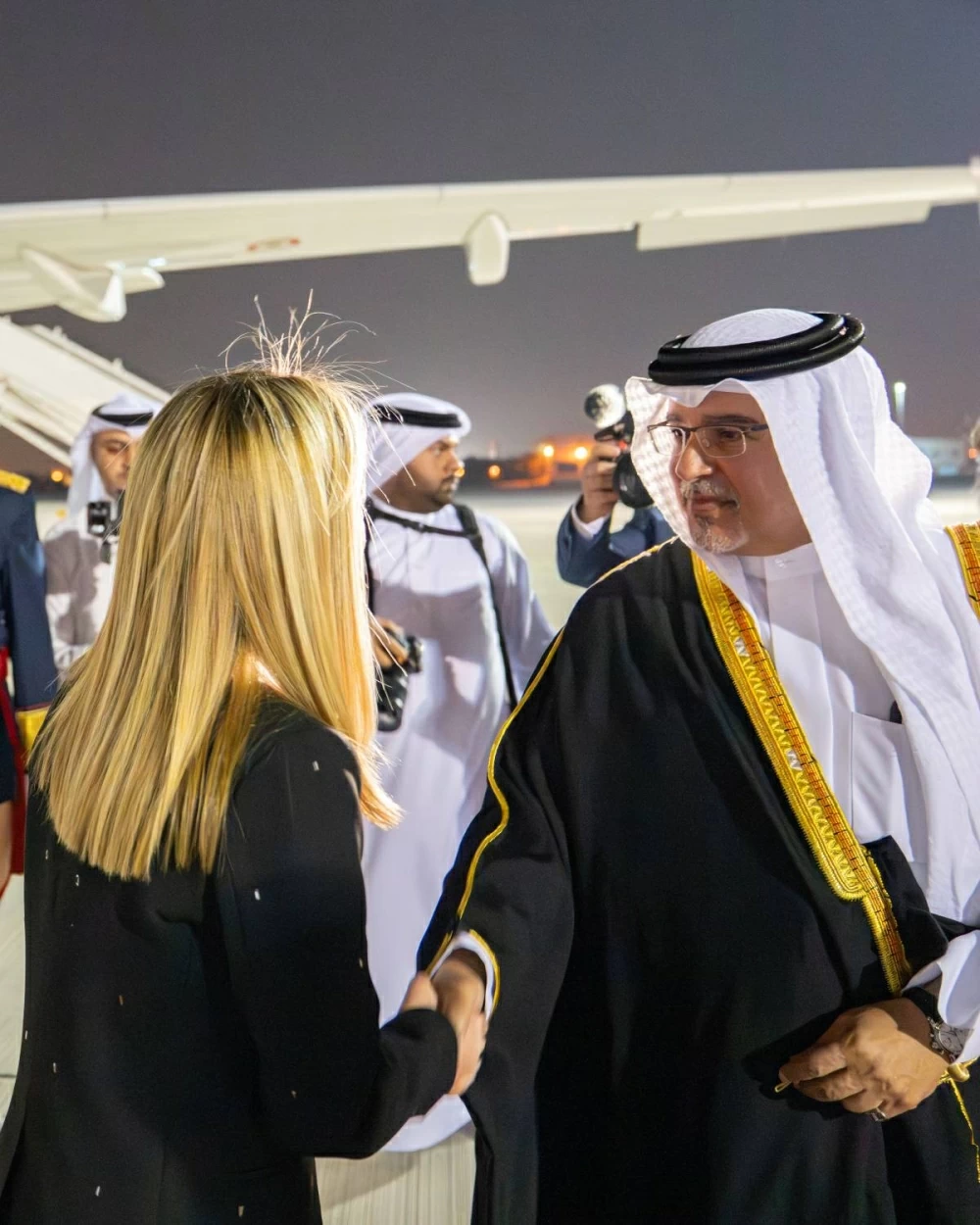 ولي العهد رئيس الوزراء في مقدمة مستقبلي رئيسة وزراء إيطاليا