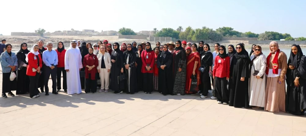 "تكافؤ الفرص" بـ "الخليج العربي" تُنظم جولة تراثية بمتحف وقلعة البحرين احتفاءً بيوم المرأة البحرينية