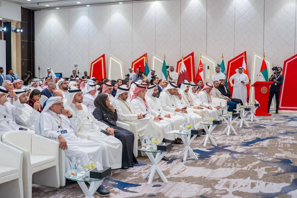 في ختام &laquo;قمة البحرين&raquo;.. وزير الخارجية والأمين العام لمجلس التعاون يعقدان مؤتمرًا صحفيًا