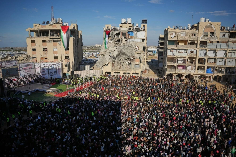 على أنقاض الحرب.. زفاف جماعي في غزة يعيد الأمل (صور)