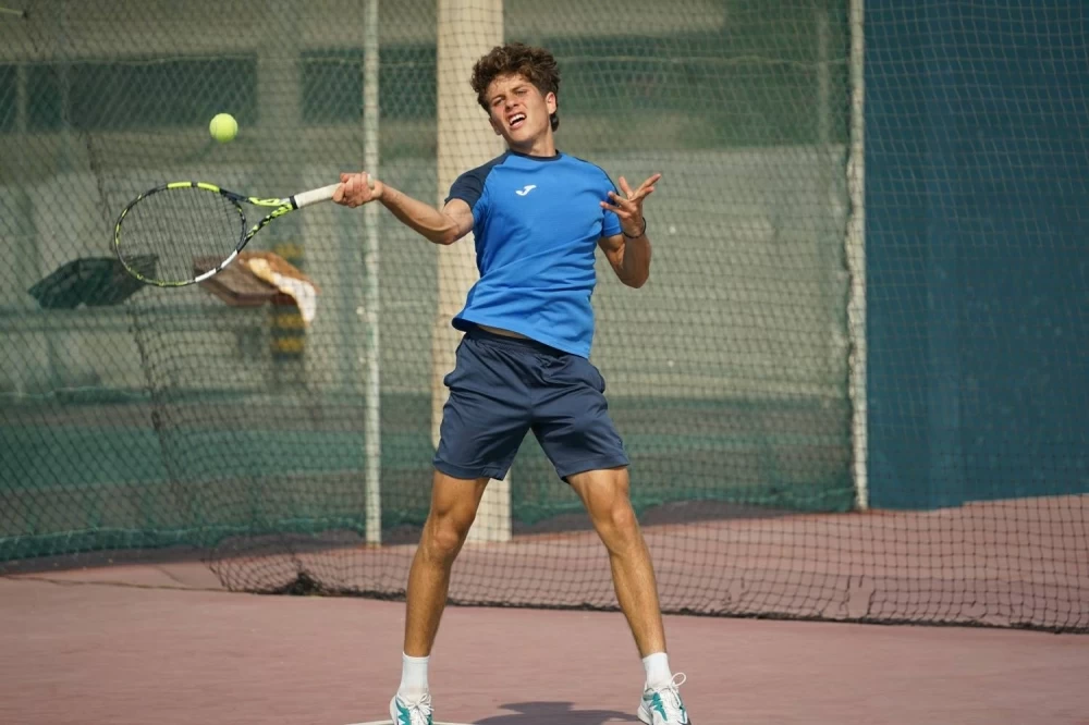 تواجد عربي مميز في ربع نهائي فردي الأولاد لبطولة الاتحاد الدولي للتنس