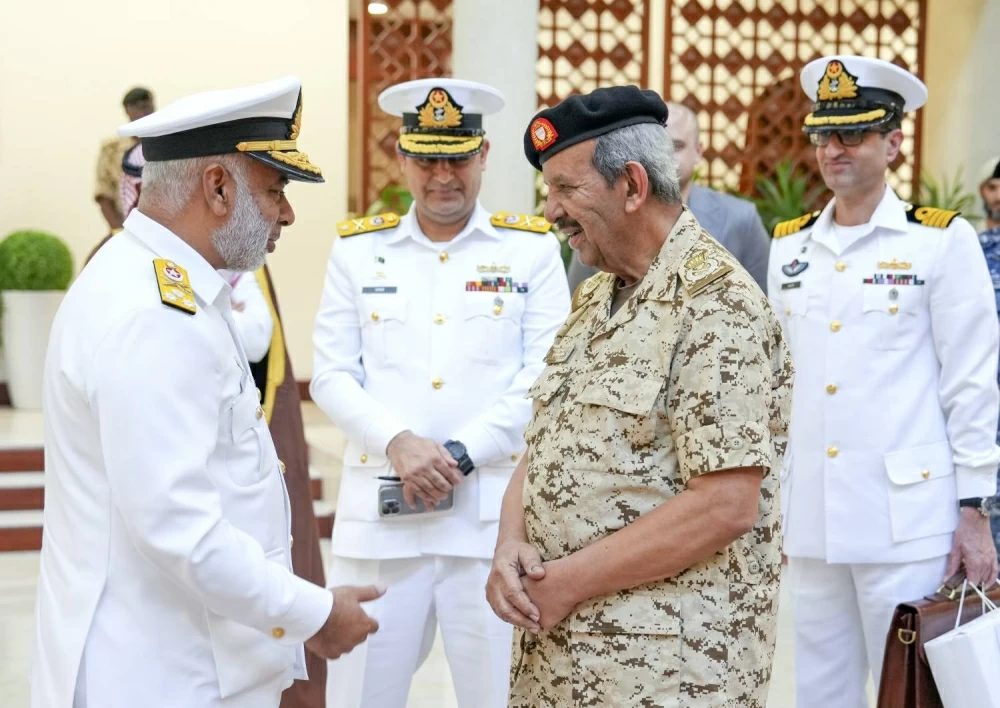 القائد العام يستقبل رئيس هيئة أركان البحرية الباكستانية