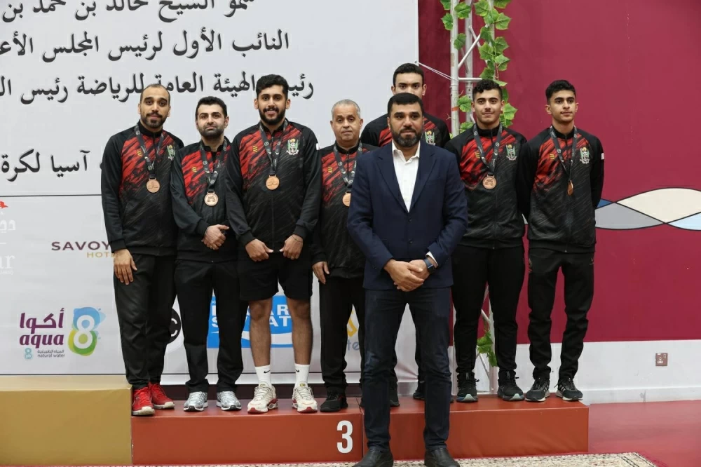 عيسى بن علي يشهد ختام بطولة أندية غرب آسيا لكرة الطاولة للرجال والسيدات