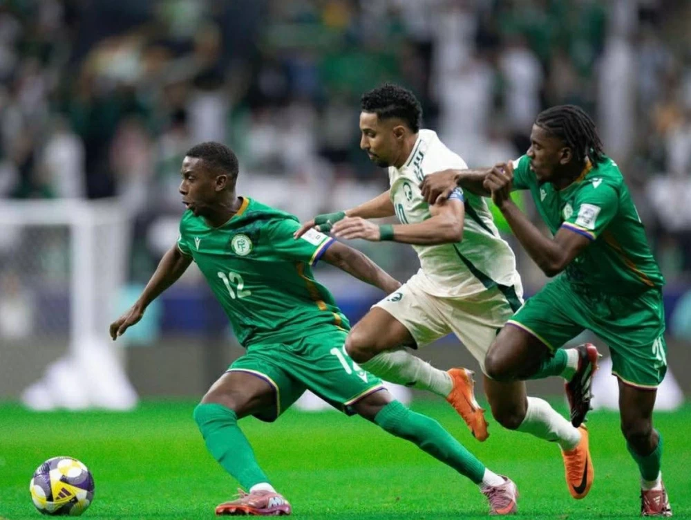 السعودية يهزم جزر القمر ويتأهل لدور الثمانية