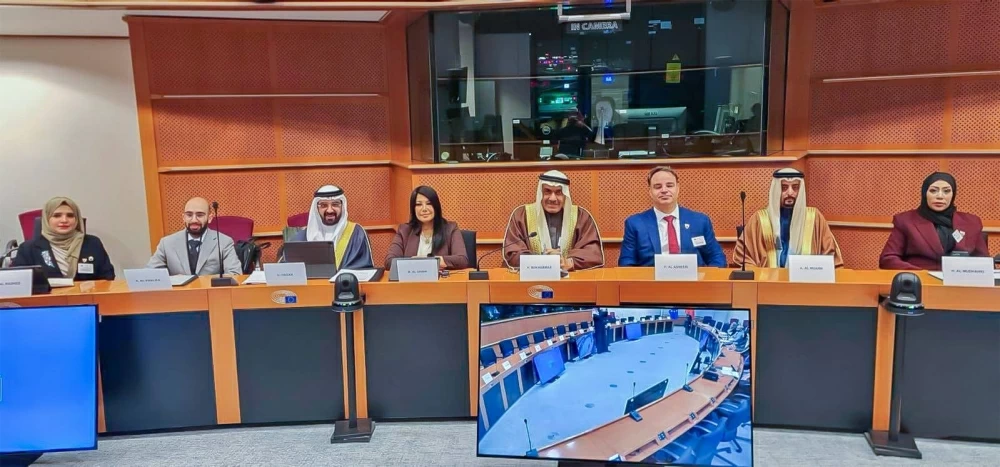 الوفد النيابي البحريني يؤكد في بروكسل أهمية تطوير الشراكات البرلمانية والأمنية والاقتصادية مع الاتحاد الأوروبي