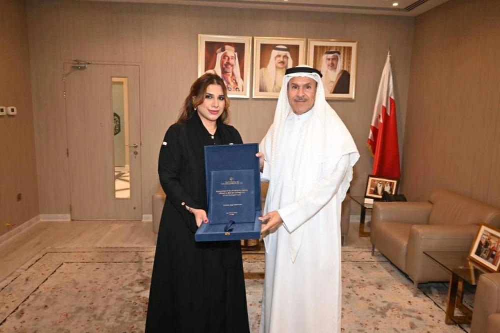 هشام بن عبدالرحمن يهنئ موظفين شئون الجنسية والجوازات والإقامة بإنجازاتهم العلمية والرياضية