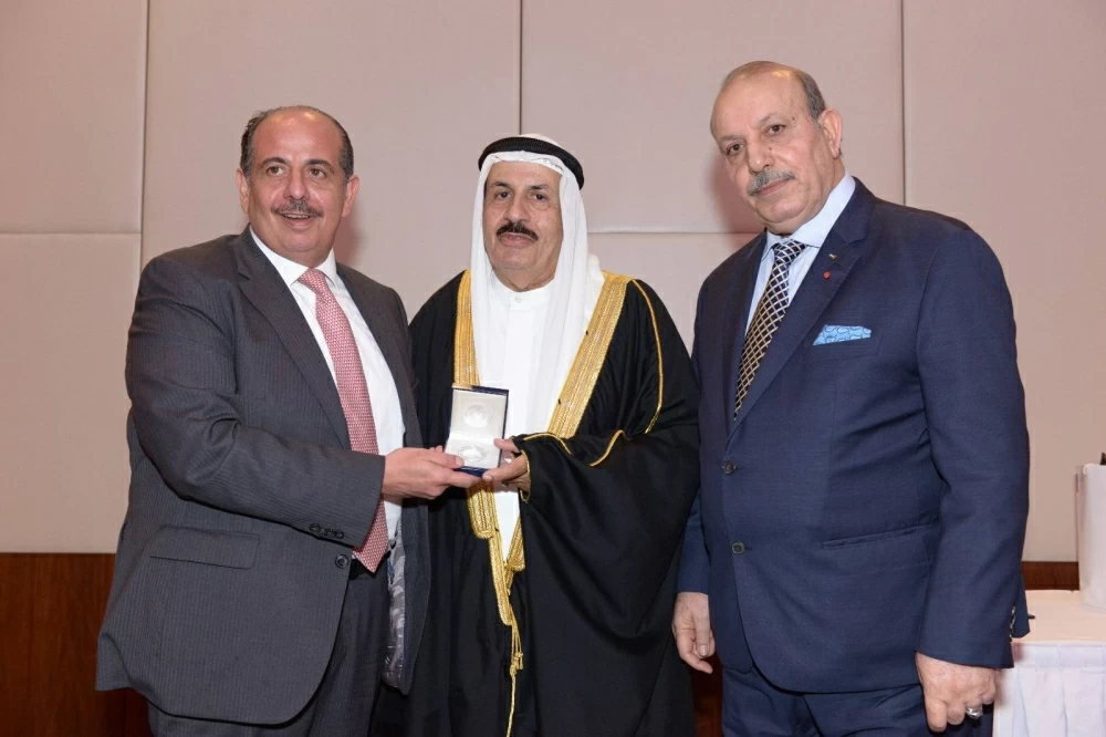 البحرين تودّع السفير ظافر العمران.. قامة دبلوماسية وعطاء لا ينتهي