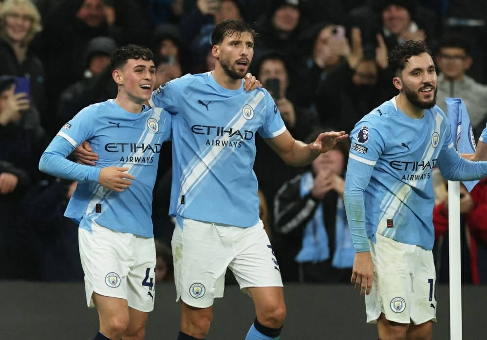 الدوري الإنجليزي: مانشستر سيتي يفوز على سندرلاند بثلاثية نظيفة