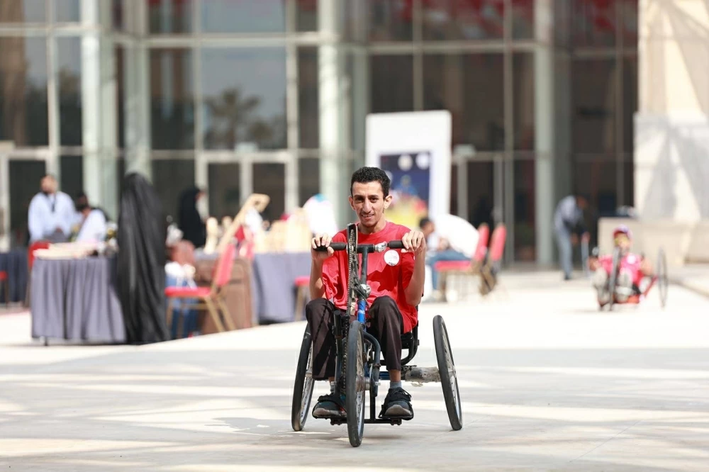 اللجنة البارالمبية البحرينية تشارك في المهرجان الرياضي لذوي الهمم بجامعة البحرين