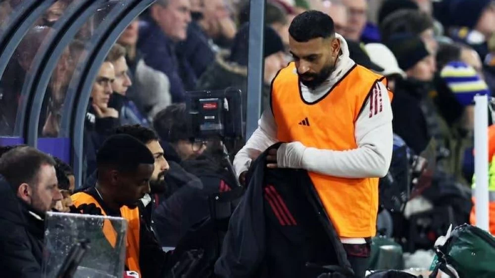 أسطورة ليفربول مايكل أوين لمحمد صلاح: ألم تستطع تمالك نفسك؟