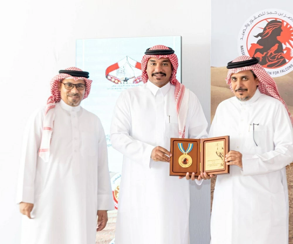 200 صقار يشاركون في انطلاق البطولة التنشيطية ضمن موسم ناصر بن حمد للصقور والصيد