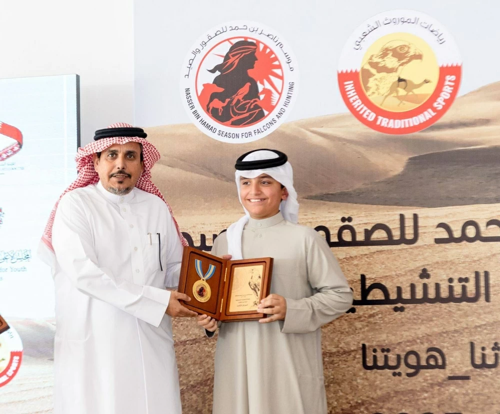 200 صقار يشاركون في انطلاق البطولة التنشيطية ضمن موسم ناصر بن حمد للصقور والصيد