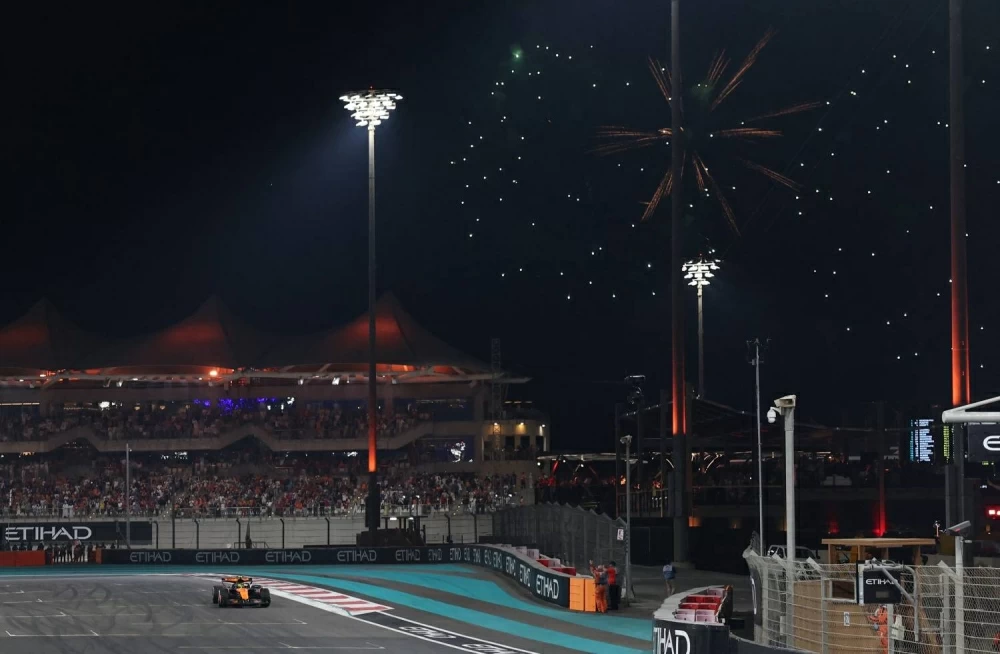 فريق مكلارين يفوز بلقب بطولة العالم للفورمولا 1 للسائقين لموسم 2025