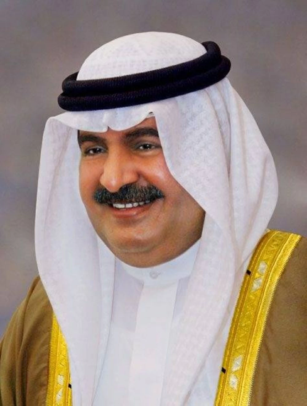 الملك يتلقى برقية تهنئة من علي بن خليفة بفوز مكلارين ببطولة العالم للفورمولا1