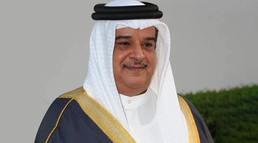 الملك يتلقى برقية تهنئة من عبدالله بن عيسى بن سلمان بمناسبة فوز فريق مكلارين ببطولة العالم للفورمولا وان