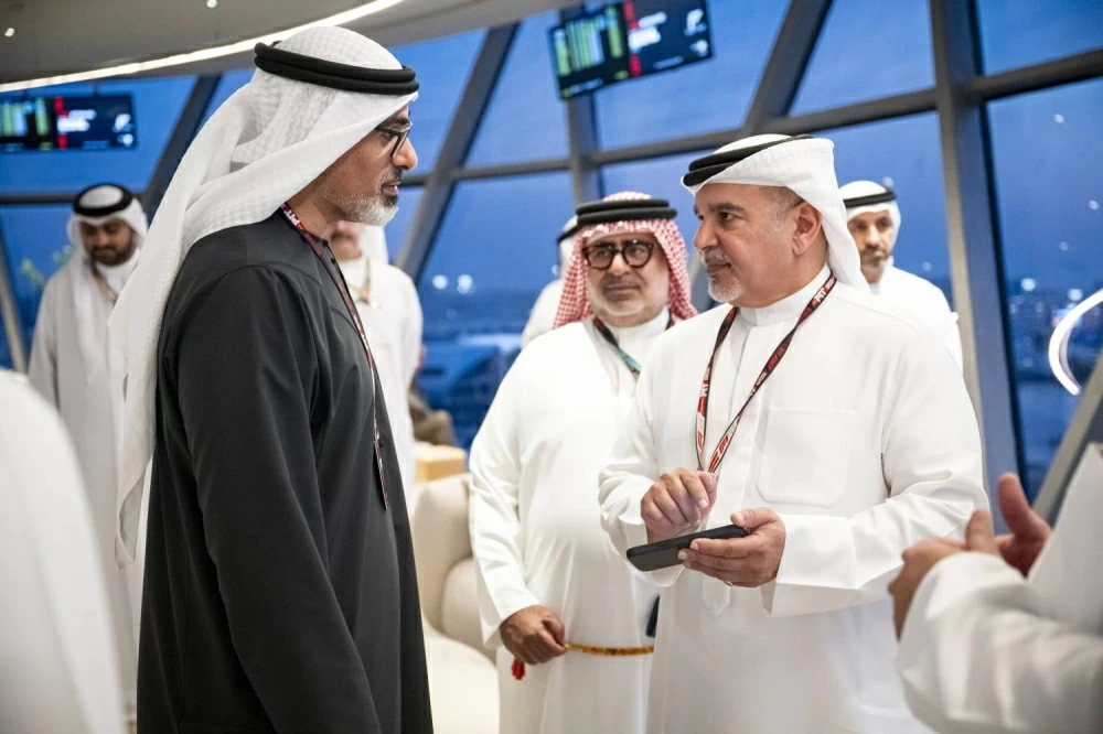 ولي العهد رئيس الوزراء يشهد فوز &laquo;مكلارين&raquo; ببطولة العالم للفورمولا1 للصانعين والسائقين