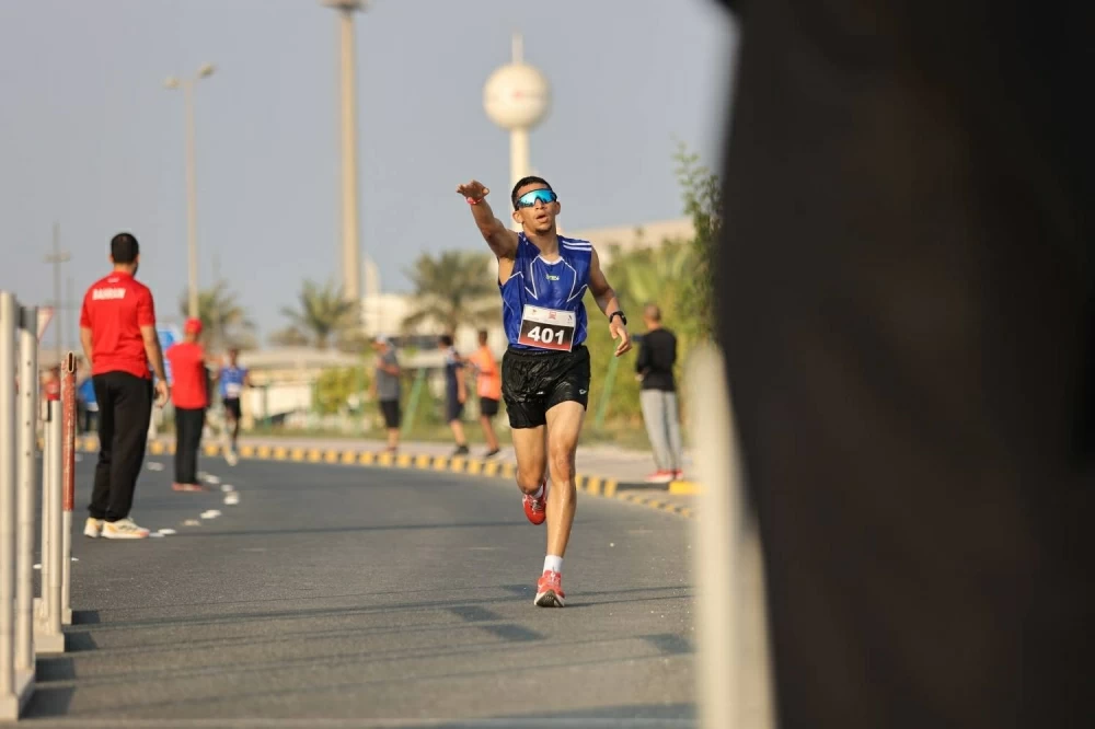 البحرين يتوج بلقب سباق الطريق للأشبال والبسيتين يفوز بلقب الشباب