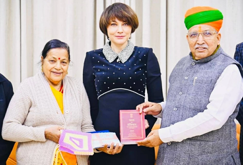 بولسون تلتقي وزير القانون والعدل ووزير الدولة للشؤون البرلمانية في الهند