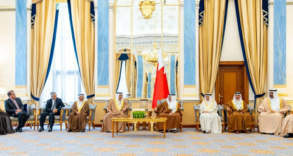 ولي العهد رئيس الوزراء: خدمة المواطن تتصدر أولويات عمل &laquo;التنفيذية&raquo; و&laquo;التشريعية&raquo;