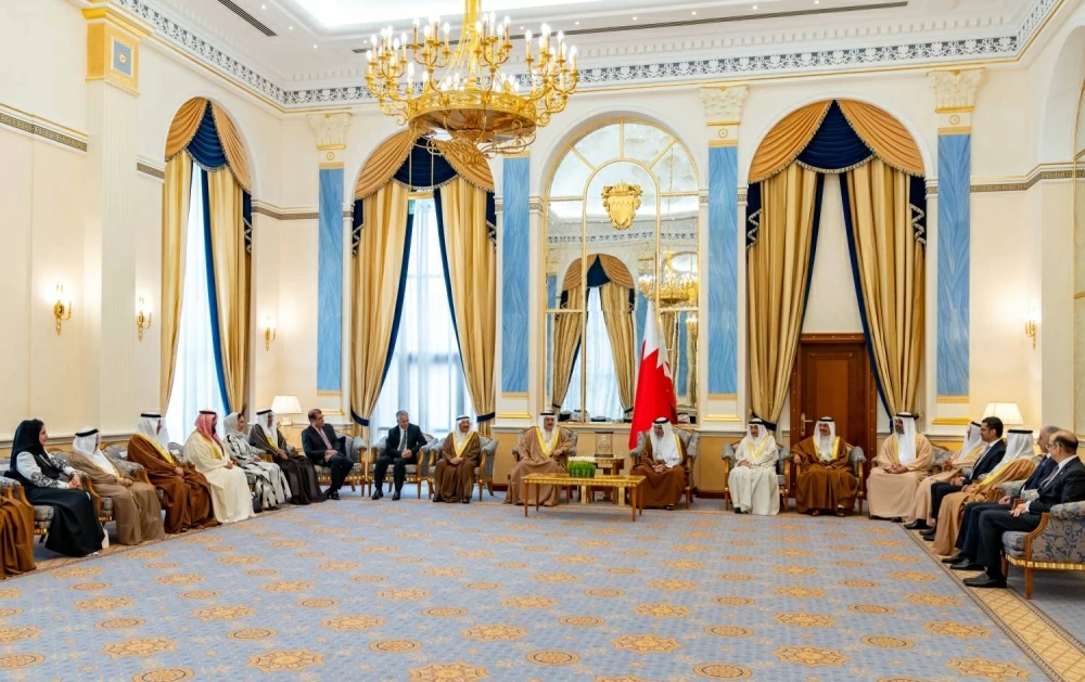 ولي العهد رئيس الوزراء: خدمة المواطن تتصدر أولويات عمل &laquo;التنفيذية&raquo; و&laquo;التشريعية&raquo;