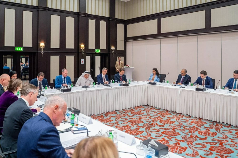 وزير الخارجية يلتقي السفير الإيطالي لدى البحرين وسفراء الاتحاد الأوروبي لدى دول مجلس التعاون