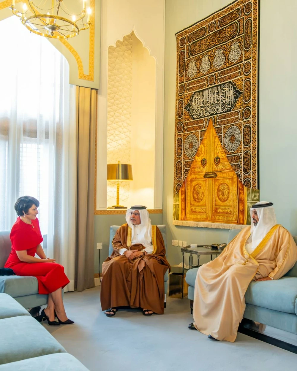 ولي العهد رئيس الوزراء: "تسوية المنازعات الدولية" في البحرين نموذجا بارزا للمنظومة التشريعية والقضائية المتقدمة