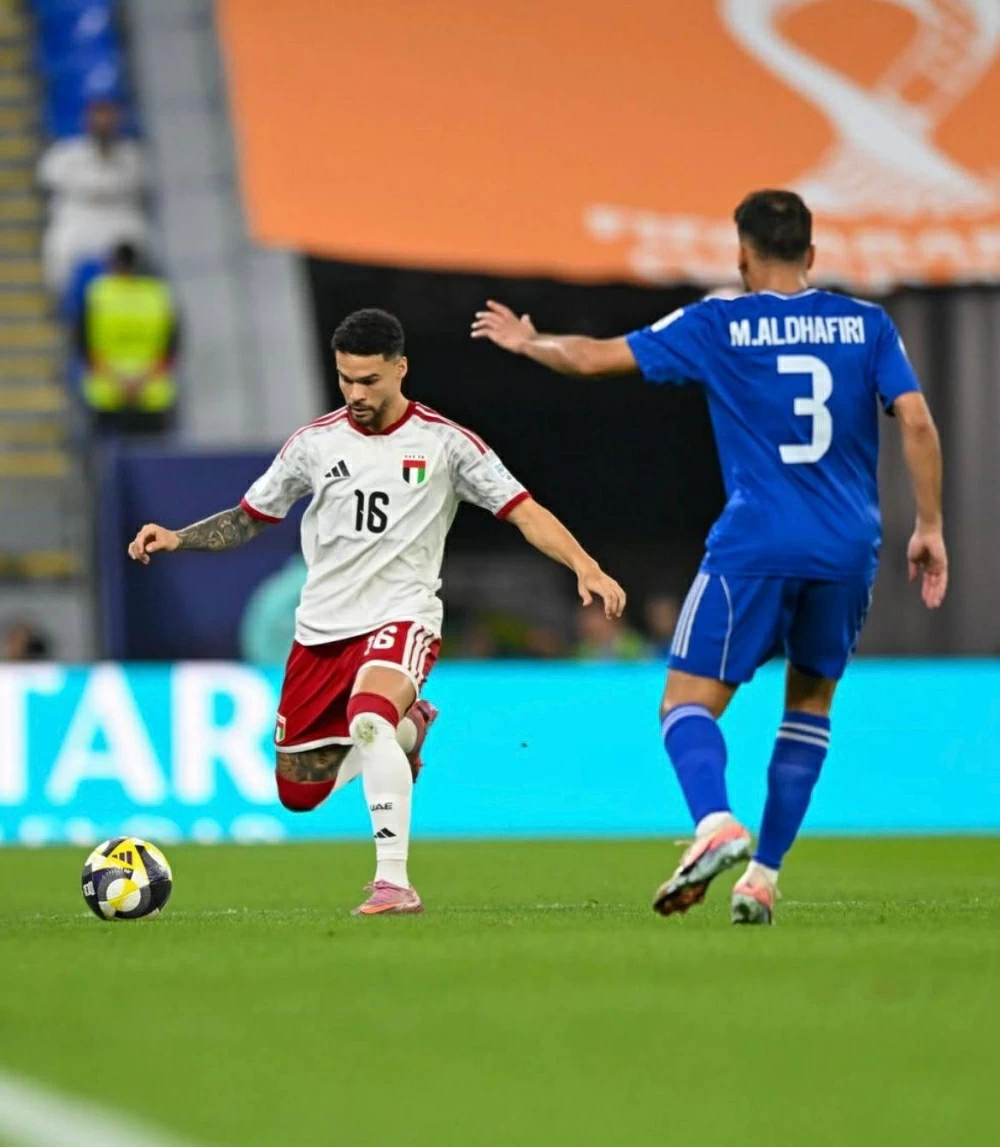 الإمارات تتفوق بثلاثية على الكويت وتتأهل لدور الثمانية