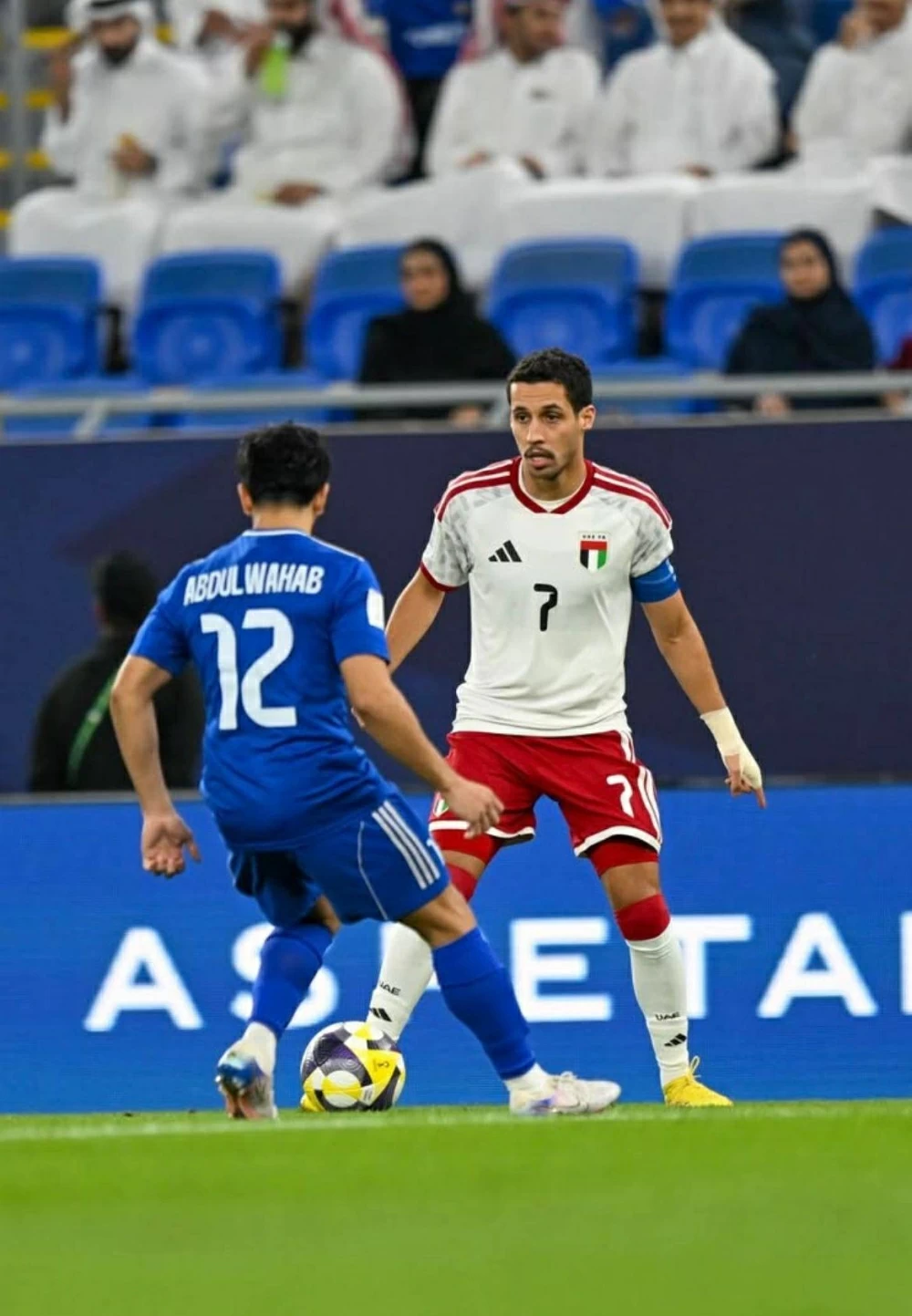 الإمارات تتفوق بثلاثية على الكويت وتتأهل لدور الثمانية